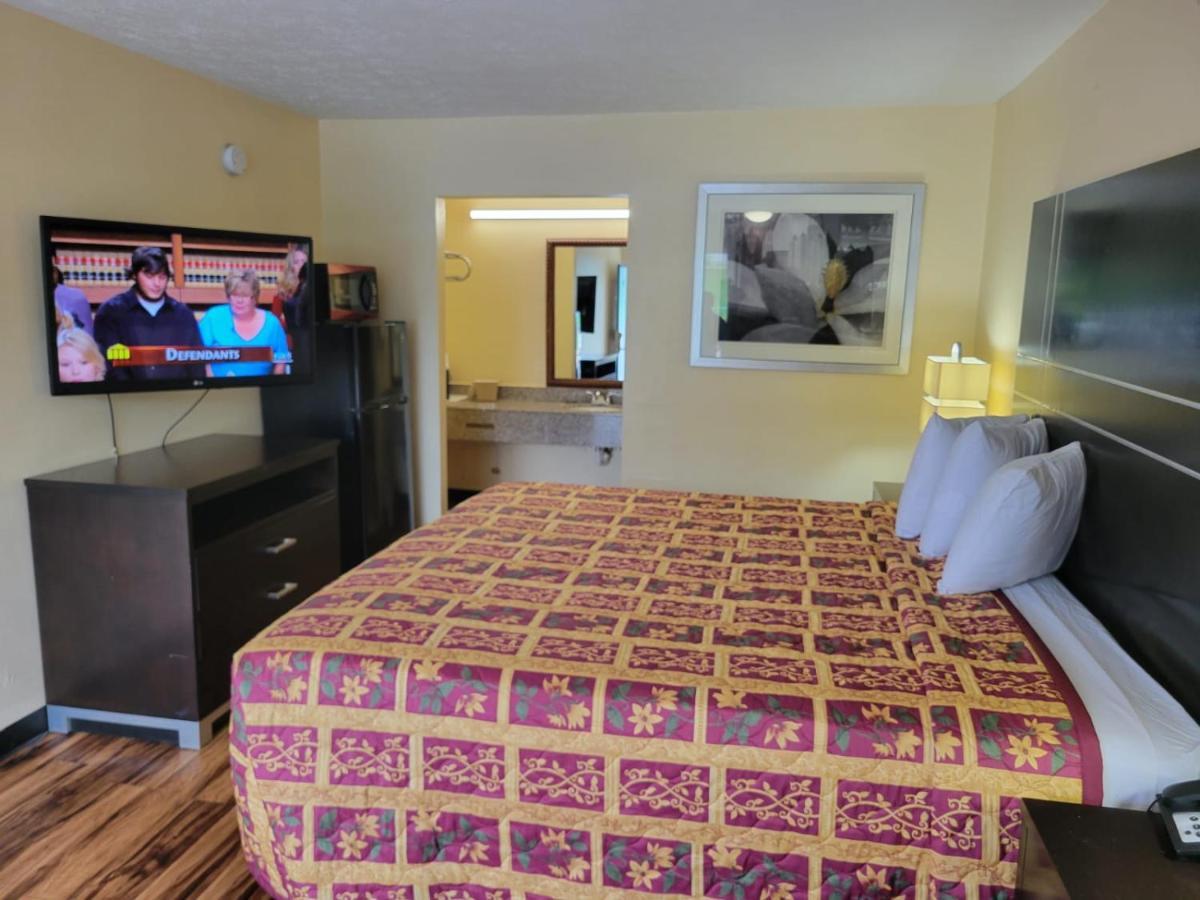 Country Hearth Inn & Suites Картерсвилл Экстерьер фото