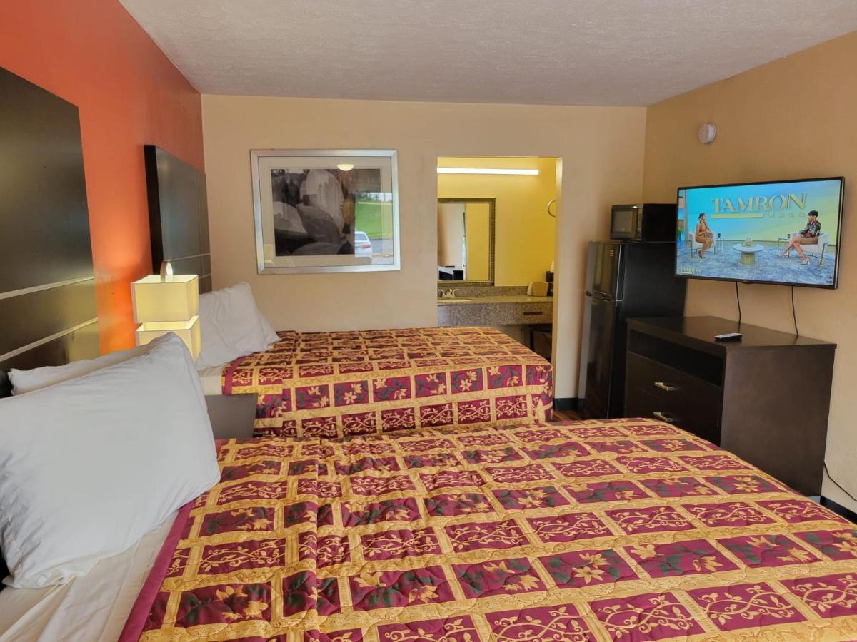 Country Hearth Inn & Suites Картерсвилл Экстерьер фото