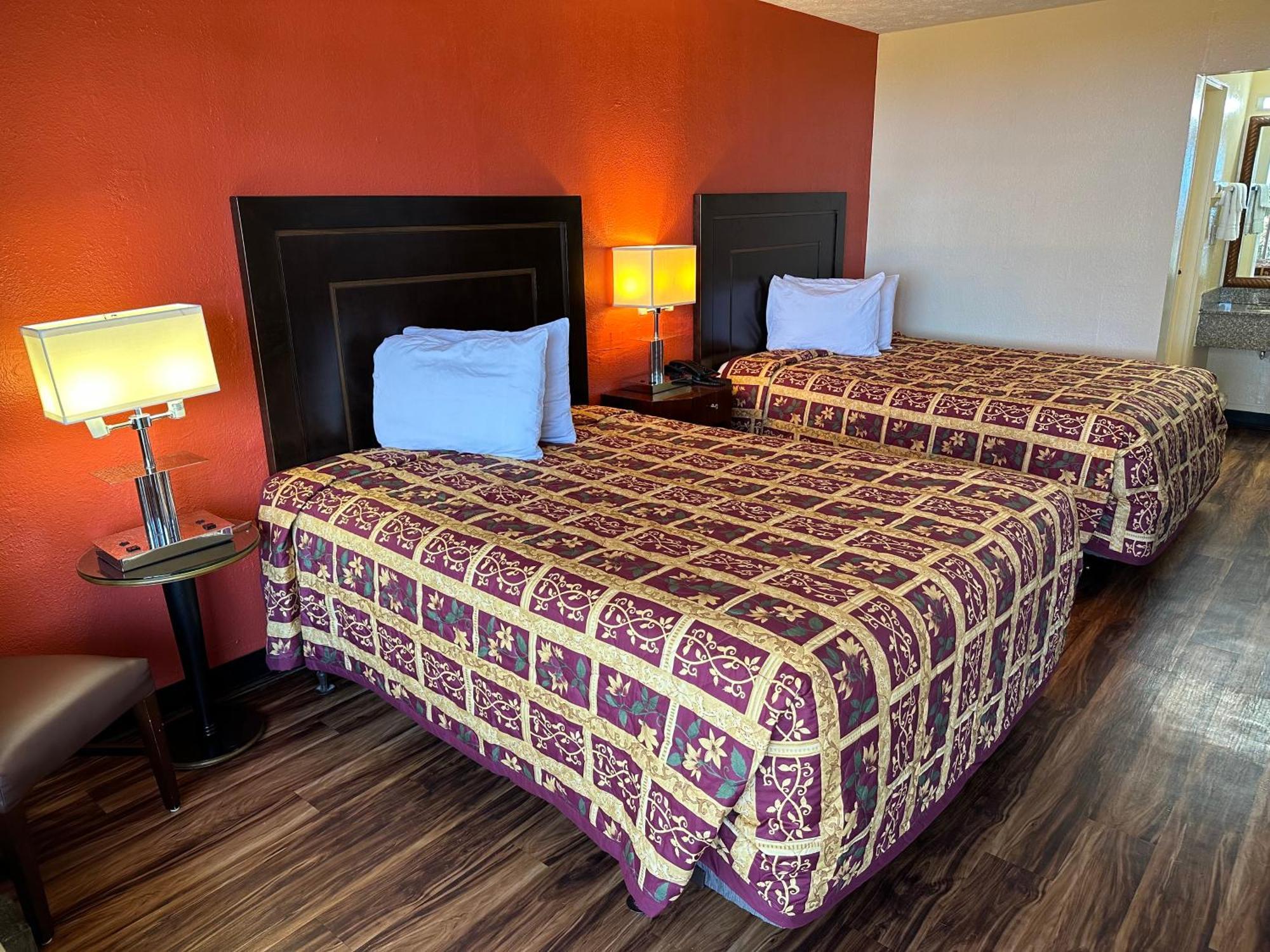 Country Hearth Inn & Suites Картерсвилл Экстерьер фото