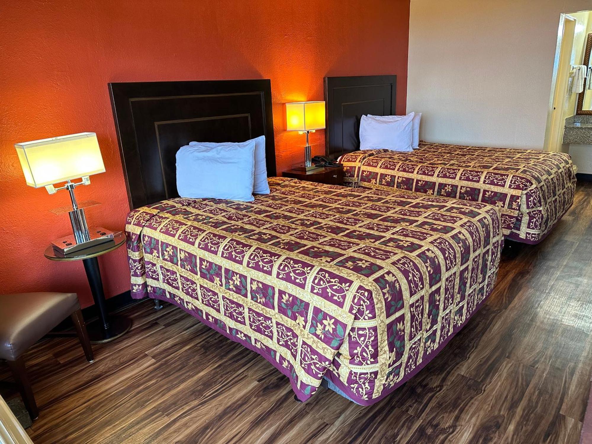 Country Hearth Inn & Suites Картерсвилл Экстерьер фото