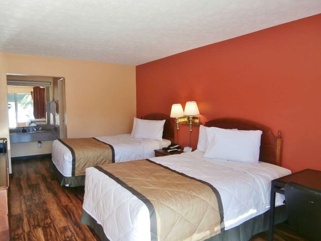 Country Hearth Inn & Suites Картерсвилл Номер фото